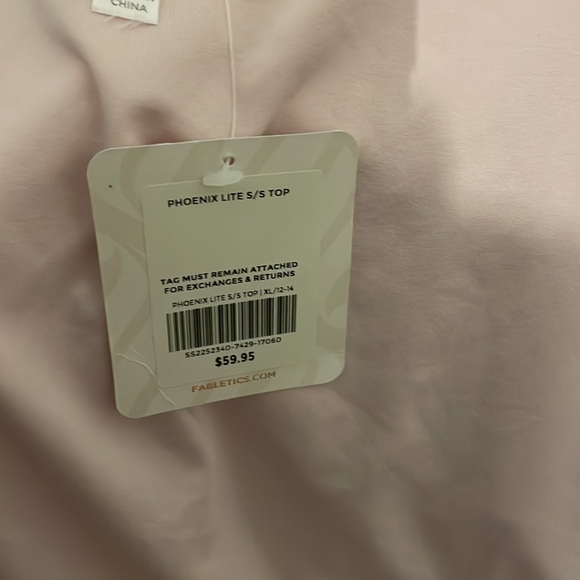 Fabletics light pink Phoenix lite s/s top size XL $60 NWT - Picture 3 of 8
